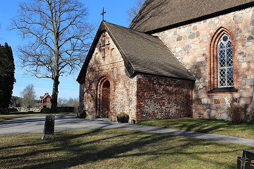 Håtuna kyrka