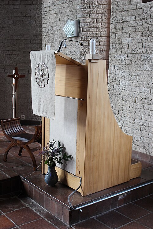 Tungelsta kyrka, interno