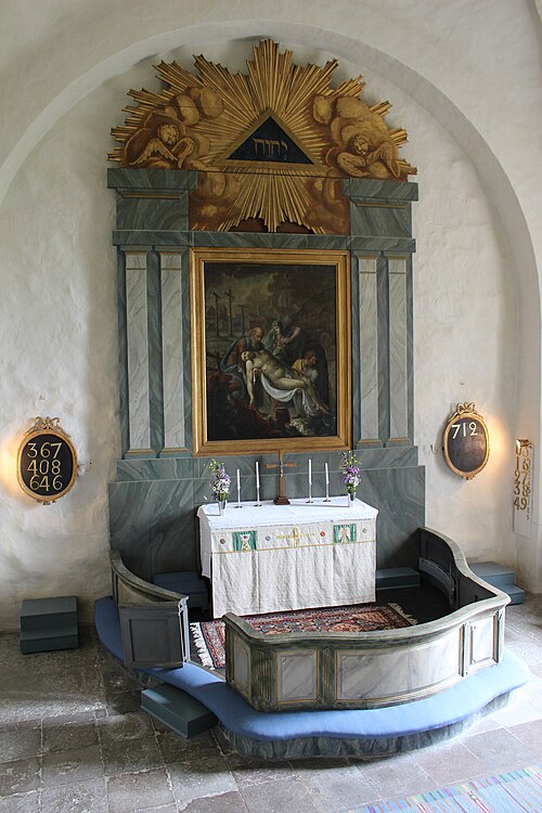 Faringe kyrka, interno