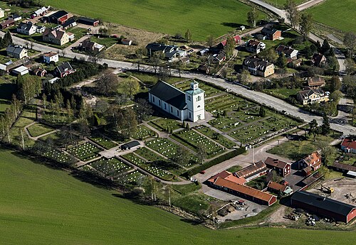 Målilla-Gårdveda kyrka