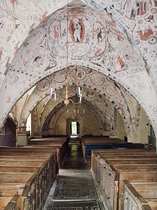 Risinge gamla kyrka, intérieur
