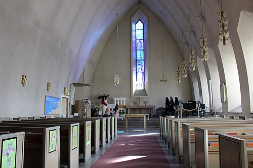 Ängbykyrkan, intérieur
