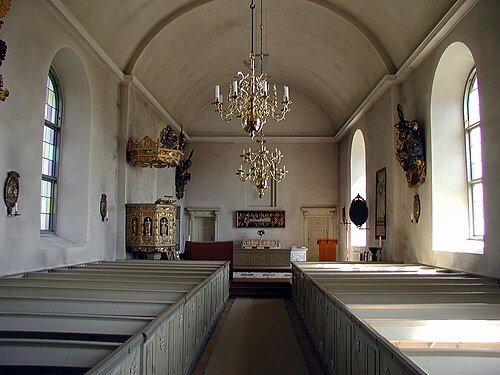 Svanshals kyrka, interno