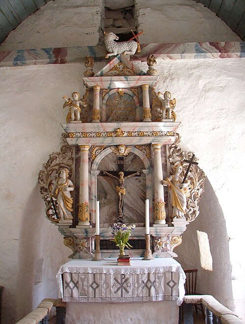 Bokenäs gamla kyrka, interno