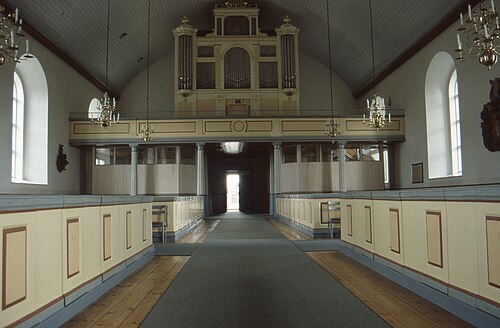 Målilla-Gårdveda kyrka, interno