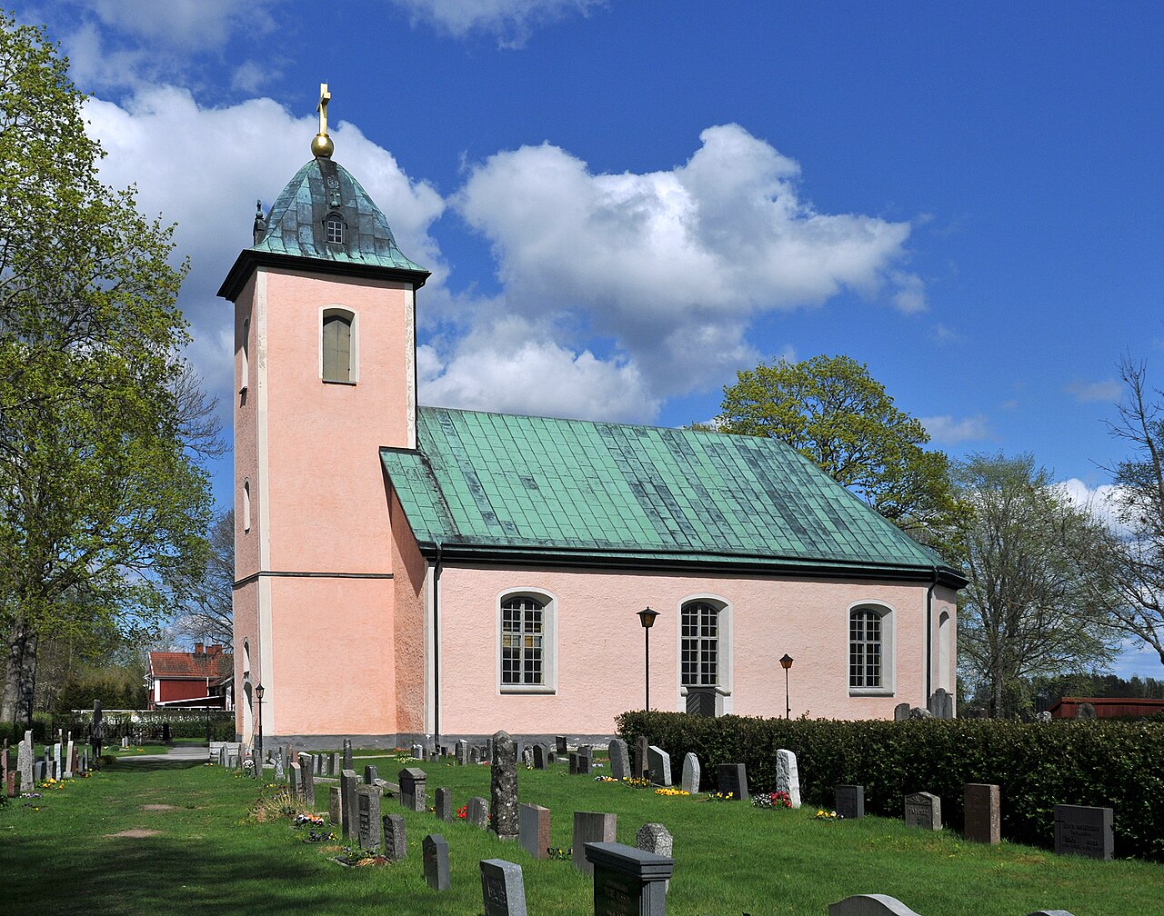 Lännäs kyrka