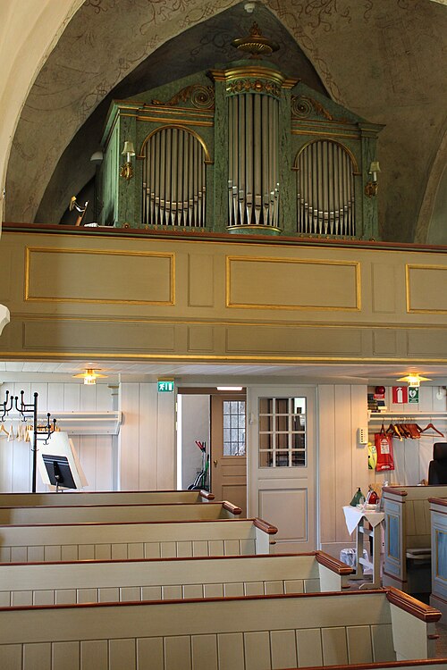 Vårdinge kyrka, interno