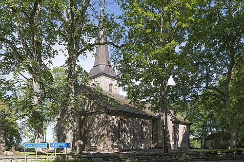 Medelplana kyrka