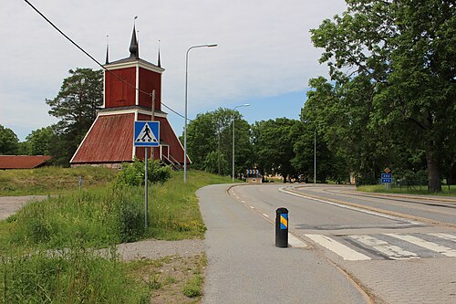 Almunge kyrka