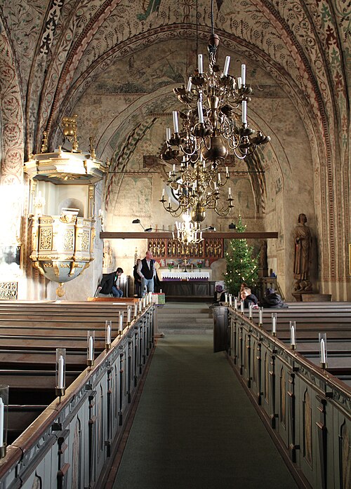 Roslags-Bro kyrka, intérieur