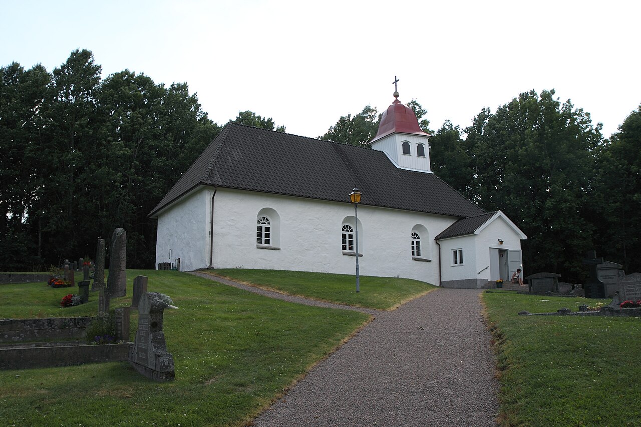 Kvinnestads kyrka